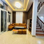 Nhà Hiếm Xuân La Lô Góc - 40m2 x 6 tầng thoáng x 4m mặt -Ô Tô LT