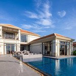 beach front villa - biệt thự 5 phòng ngủ đối diện biển tại fusion resort & villas danang