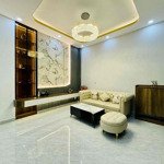  Cần bán nhà full nội thất Hoàng Hoa Thám - Phú Nhuận