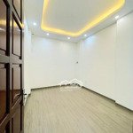 bán nhà riêng hai bà trưng giáp phố cổ nhà mới ở luôn 50m2 4 phòng ngủ