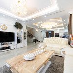 bán biệt thự song lập căn góc vip nhất vinhome gardenia hoàn thiện từ nội thất, sân vườn cực đẹp