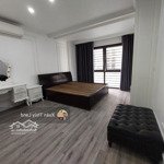 nhà nguyên căn nhà đẹp, ngọc thụy long biên dt 40m2 khu vực sầm uất giá hiếm. lh 0971879199