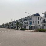 biệt thự hud mê linh 300m - xây dựng 447,4m2 - view trường học và hai công viên, giá 4x triệu/m2