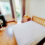 Phòng 30m2_ban công, cửa sổ lớn, full NT_hẻm VIP 46 Nguyễn Cửu Vân