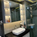 cần bán gấp căn hộ 137 nguyễn ngọc vũ dt: 90m2- 3pn nhà đẹp full đồ giá 4,x tỷ