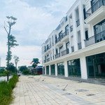 căn liền kề gần căn góc, vỉa hè rộng, gần đường vành đai 4, mặt tiền 6m với 117m2, chỉ 61 triệu/m2.