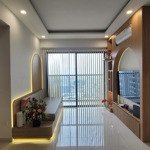 chính chủ cần cho thuê gấp căn hộ the rivana 2pn 73m2, giá 5,5tr/th. lh: 0909272085 tài