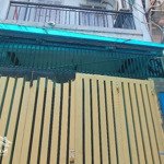 Nhà rẻ, 3x11, trệt 2 lầu, st, 4PN, 3WC, 2 máy lạnh gần CV Làng Hoa