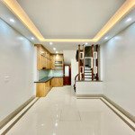 phú diễn, nhà mới tinh, quá rẻ, 32m2 xây 5 tầng, mt 4m, k nhanh là hết 4,x tỷlh 0961887689 e phương