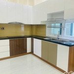 chính chủ cho thuê nhà phố merita khang điền 6x17m view hồ bơi nội thất đầy đủ, gọi ngay 0982667473