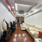 cần bán nhà ngõ 4 phố quần ngựa 57m2 6 tầng nở hậu ngõ 2 ô tô tránh đỗ, khu cán bộ cao cấp quân đội