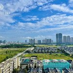 cần tiền bán gấp căn 2pn 83m2 view hồ tại 6th element, giao dịch trong ngày. lh 0765444444