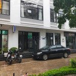 cho thuê nhà vinhomes gardenia đường hàm nghi, nam từ liêm, hn. dt 93m, mt 6m, 5 tầng. thang máy