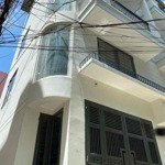 Kẹt tiền bán nhà Nguyễn Cảnh Chân, Cầu Kho, Quận 1-Giá:5tỷ12/55m2