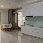 cho thuê căn hộ paris hoàng kim quận 2. căn 72m2, 2 phòng ngủ, 2wc, nội thất cơ bản. giá 13,5 tr/th