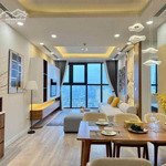 chính chủ bán căn 2pn dt 92m2 chung cư lancaster hà nội, giá 6.8 tỷ bao phí, lh: 0932392256