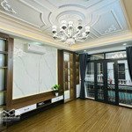 bán nhà gần kim đồng: 50m2*6tầng *10.5 tỷ, lô góc thang máy, nhà mới kính coong, hàng hiếm, giá đẹp