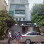 cho thuê bt ngõ 214 nguyễn xiển, hà đình, thanh xuân, hn. dt 174m, 5 tầng có thang máy. giá 70tr/th