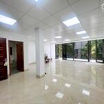 Cho thuê sàn văn phòng đẹp tại Nguyễn Trai dt 75 m2/tầng, sàn thông đẹp, mặt tiền rộng