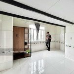 duplex gác cao cửa sổ trời thoáng mát - gần cv hoàng văn thụ ngay trung tâm