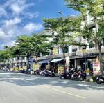 Nhà phố Lavila Đông Sài Gòn, sổ hồng riêng, mặt đường 35Cl giá 15,9 Tỷ