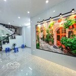 anh chị định giá bao nhiêu cho ngôi nhà 51,5m2 này tại đống đa ?