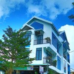 bán villa 2 mặt tiền trung tâm phố cổ hội an