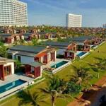 Cần tiền chuyển nhượng 2 căn villa 2PN Movenpick Cam Ranh giá 17 - 18 tỷ, LH 0917 678 685