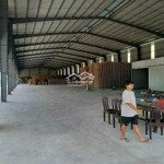 cho thuê 3000m2 kho xưởng mặt tiền nguyễn văn bứa, hóc môn, giá 140 triệu