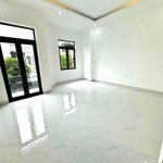 bán nhà mặt tiền dương bích liên, dt 100m2 nhà 2 tầng giá 4.69 tỷ