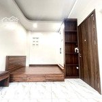 lạc long quân nhà hơn 4 tỷ có thang máy - ôtô đỗ cửa - 6m ra đường ô tô tránh - 3 ngủ+khách+bếp