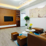 chuyển nhà cần bán căn hộ golden land, thanh xuân, s = 96m2, 2pn, 2wc, giá 5.3 tỷ. lh: 0985 232 584