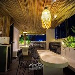 căn hộ cao cấp dạng có gác có rooftop view landmark cực chill, full nội thất mới 100% gần quận 1