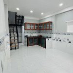 bán nhà lý thường kiệt, giáp quận 10, ~25m2, nhỉnh 3 tỷ, nhà mới, 2 tầng, 2 pn, hẻm thông ba gác