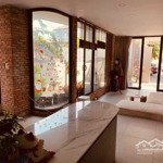 bán biệt thự vip nhất trường thọ, 160m2, xe hơi vào nhà, thủ đức, chỉ nhỉnh 11x tỷ