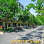 giá 36,5 tỷ còn duy nhất 01 căn shop đt 7x20, mt nguyễn thị nhung. còn lt