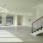 đã có sổ shophouse sở hữu lâu dài 1 trệt 1 lầu 151m2 hoàn thiện green river lh 0909 055 386