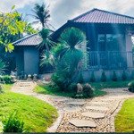 chuyển nhượng căn villa cao cấp nằm cạnh sông có view sông tuyệt đẹp không khác gì resort 5*