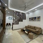 bán gấp nhà 4 tầng dân xây, 50m2. mt 4,5m, hồ tùng mậu, giá: 8 tỷ.lh: 0961362859.