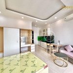 cho thuê căn hộ studio 35m2 ban công rộng rãi gần sân bay, nút giao liên quận