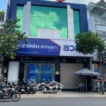 không có căn so sánh! bán nhà mt lê quý đôn, quận 3 - 10x25m - 2 tầng - hđt: 350 triệu - giá: 80 tỷ