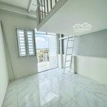 cho thuê phòng có gác - duplex - bancol ngay cộng hoà , tân bình