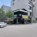 bán đất đầu ve đường nguyễn văn huyên gần nhà hàng đông á 0946186078