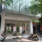 chủ nhà sang nước ngoài cho thuê gấp, mp trương định,110m2x3tang,mt 3.5m, 35triệu,lh 0383 093 102