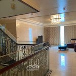 bán penthouse cao cấp cantavil hoàn cầu thông 2 tầng 304m2 + 150m2 sân vườn trực diện landmark