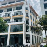 cẩm hương- bán shophouse kinh doanh đường nguyễn văn thoại đà nẵng/ gần phố tây/ chiết khấu cao 15%