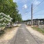 bán gấp 6000m2 đất thị xã, dân đông đường 32m và mặt tiền suối giá 1,4 tỷ