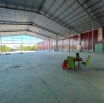 cho thuê kho 3400m2 mặt tiền dt864, gần ngã tư hưng long, cai lậy , tiền giang