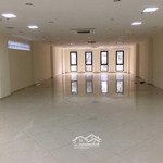 cho thuê sàn 130m2 sử dụng phố nguyễn du, sàn thông, đẹp, giá chỉ 25tr/tháng