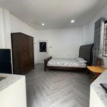 studio ban công giá rẻ tại quận 3đ/c: trương định p6 q3